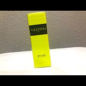 Valentino Beauty mini travel.